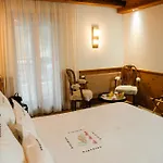 Hotel-restaurant Les Bas-rupts, Singuliers