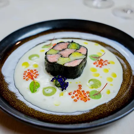Hotel-restaurant Les Bas-rupts, Singuliers فندق جوراردُميه