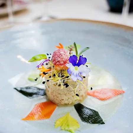 Hotel-restaurant Les Bas-rupts, Singuliers جوراردُميه