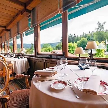 Hotel-restaurant Les Bas-rupts, Singuliers Gérardmer